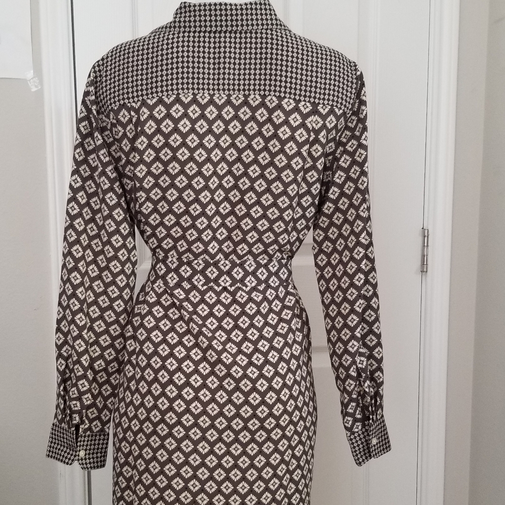 LOFT Button Down Long Sleeve Belted Shirtdress M - Picture 7 of 11
